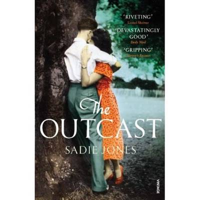 The Outcast [Large Print]