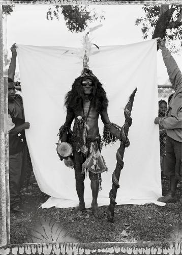 Stephen Dupont: Piksa Niugini