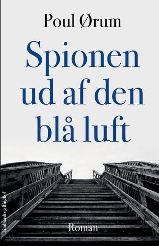 Spionen ud af den bla luft