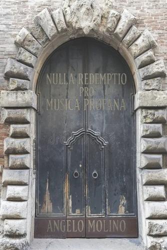 Nulla Redemptio Pro Musica Profana English Edition