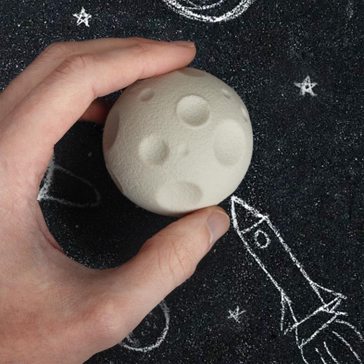 Eraser Moon